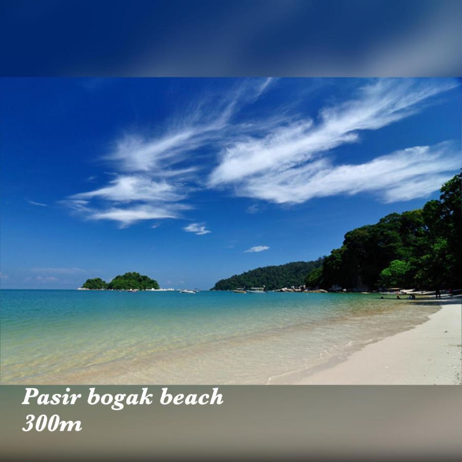 Coralbay Apartment Pangkor Island Pekan Pangkor Exterior foto